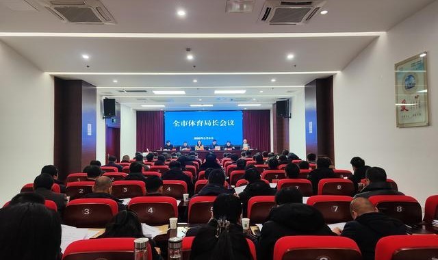 体育平台-从“苏超”到“盐超”，盐城足球“双赛联动”引爆全民绿茵热